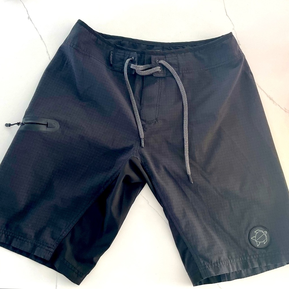 LAIRD Men  Performance Trunks / Board Shorts size 30